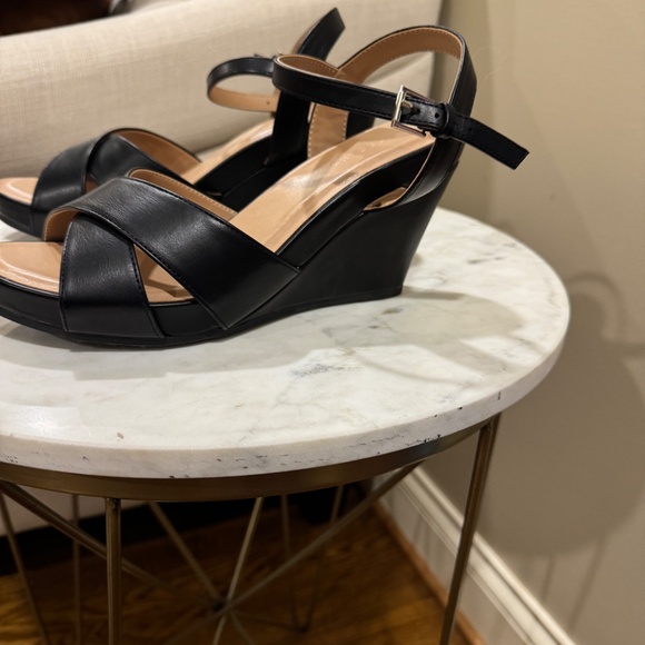 Aerosoles WEDGE sandle BLACK size 9.5 - Picture 4 of 5